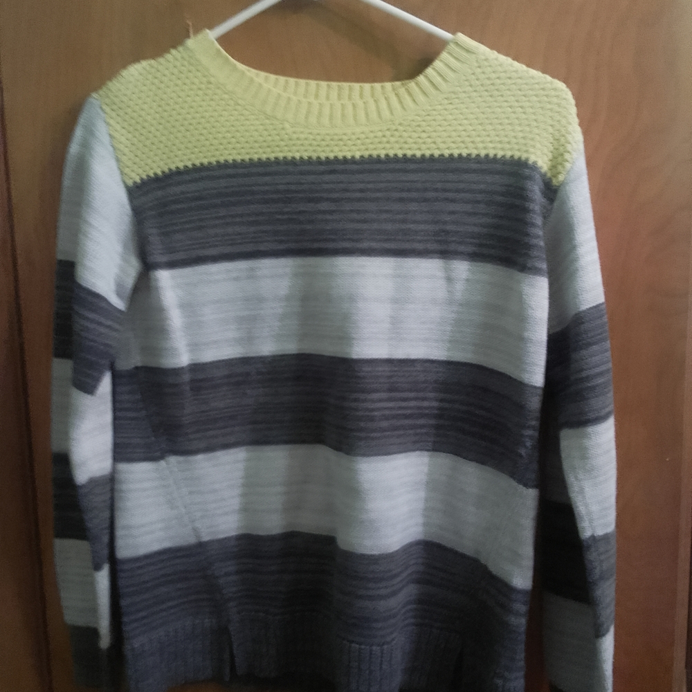 Striped Gray and Yellow Women'sLiz Claiborne Knitted Pullover Sweater Size Small - Picture 3 of 8